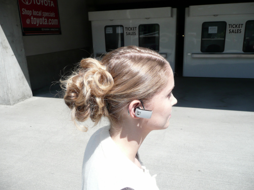 Half marathon expo, hair trial #3 009